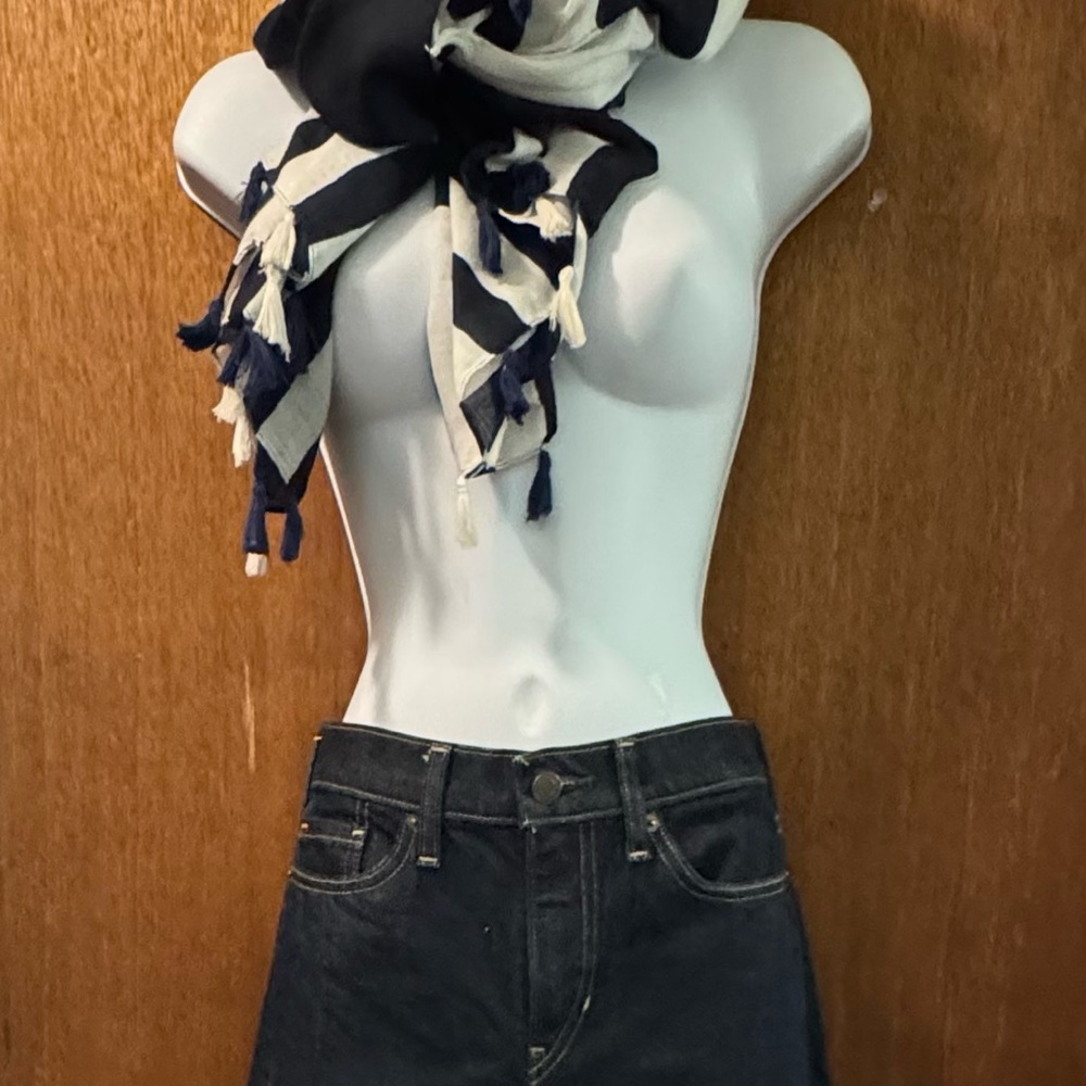 Striped Navy Blue and White Scarf